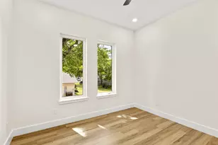 1407 Pueblo St, Dallas, TX 75212 - Photo 32