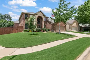 9312 Marble Falls Dr, Arlington, TX 76002 - Photo 2
