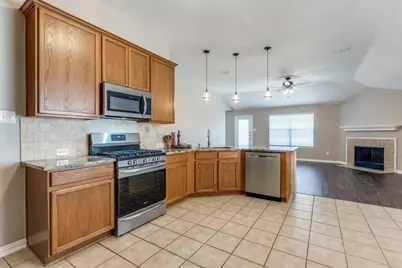 2333 Aurora Drive, Little Elm, TX 75068 - Photo 4