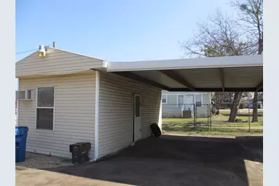 608 N Colorado Street, Whitney, TX 76692 - Photo 8