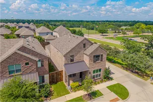 2208 N Royal Crecent Dr N, Flower Mound, TX 75028 - Photo 4