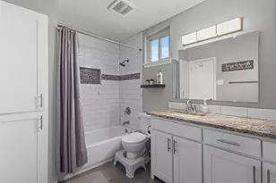 1310 Carriage Dr, Irving, TX 75062 - Photo 20