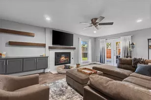 1310 Carriage Dr, Irving, TX 75062 - Photo 6