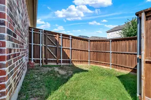 2068 Barx Dr, Little Elm, TX 75068 - Photo 28