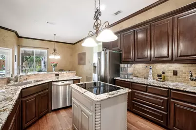 6109 Crestside Drive, Flower Mound, TX 75028 - Photo 12