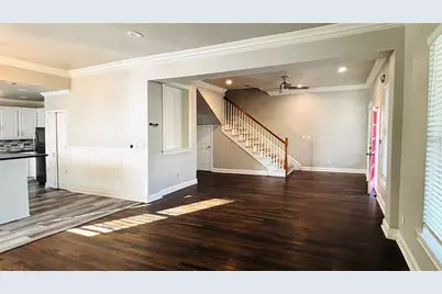 4511 Junius Street, Dallas, TX 75246 - Photo 2