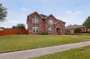 1225 Donegal Ln, Garland, TX 75044 - Photo 4
