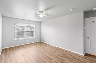 128 Abbey Park Ct, Granbury, TX 76049 - Photo 18