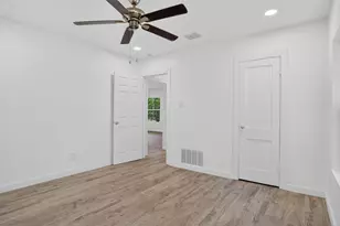 821 Gustav St, River Oaks, TX 76114 - Photo 14