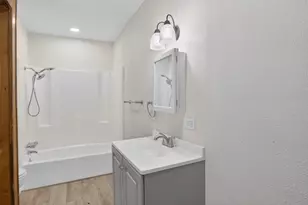821 Gustav St, River Oaks, TX 76114 - Photo 22