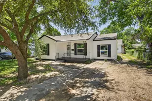 821 Gustave St, River Oaks, TX 76114 - Photo 1