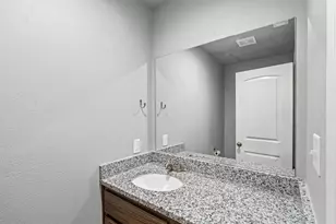136 Abbey Park Ct, Granbury, TX 76049 - Photo 14