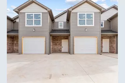 136 Abbey Park Court, Granbury, TX 76049 - Photo 2