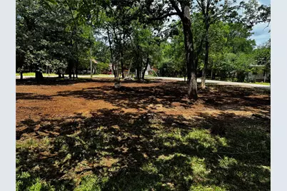 260 Sycamore Street, Denison, TX 75020 - Photo 2