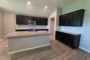 1644 Glade Meadows Dr, Burleson, TX 76058 - Photo 6