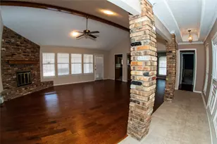 5601 Dye Dr, Arlington, TX 76013 - Photo 20