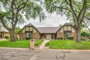 5601 Dye Dr, Arlington, TX 76013 - Photo 1