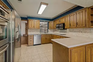 5601 Dye Dr, Arlington, TX 76013 - Photo 16