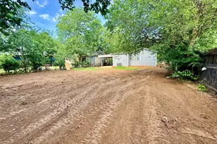 209 McBrayer St, Graham, TX 76450 - Photo 26