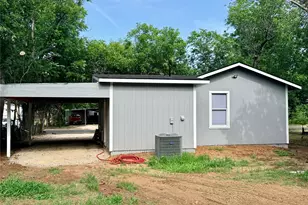 209 McBrayer St, Graham, TX 76450 - Photo 28