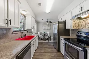 5017 Village Ct, Haltom City, TX 76117 - Photo 4