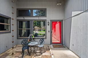 5017 Village Ct, Haltom City, TX 76117 - Photo 10