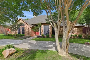 3719 Kelly Blvd, Carrollton, TX 75007 - Photo 2