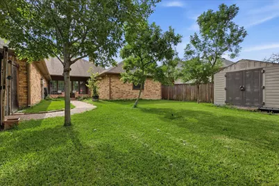 3719 Kelly Boulevard, Carrollton, TX 75007 - Photo 32