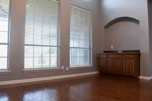 409 Royal Crest Dr, DeSoto, TX 75115 - Photo 8