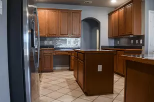 409 Royal Crest Dr, DeSoto, TX 75115 - Photo 10