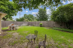 8628 San Souci Dr, Dallas, TX 75238 - Photo 24