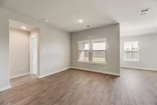 820 Lakeview Dr, Alvarado, TX 76009 - Photo 6