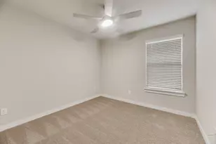 820 Lakeview Dr, Alvarado, TX 76009 - Photo 22
