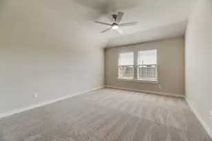820 Lakeview Dr, Alvarado, TX 76009 - Photo 2