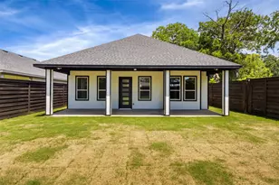 613 N Dwight Ave, Dallas, TX 75211 - Photo 16