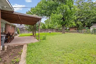 9738 Van Dyke Rd, Dallas, TX 75218 - Photo 24