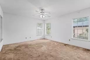 9738 Van Dyke Rd, Dallas, TX 75218 - Photo 18