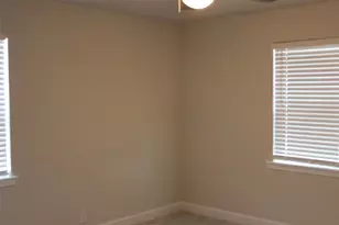 1807 W Scott St, Sherman, TX 75092 - Photo 12