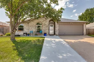 308 Candlestick Trail, Saginaw, TX 76179 - Photo 24