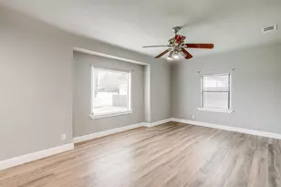 823 College St, Cleburne, TX 76033 - Photo 6