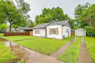 823 College St, Cleburne, TX 76033 - Photo 2