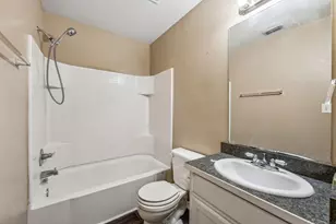 872 W Vanderbilt St, Stephenville, TX 76401 - Photo 8