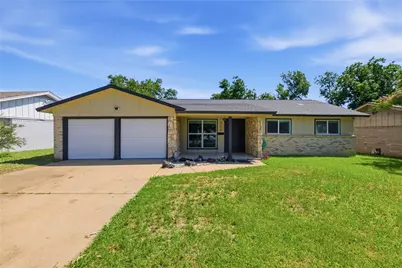 2116 Chelsea Drive, Edgecliff Village, TX 76134 - Photo 2