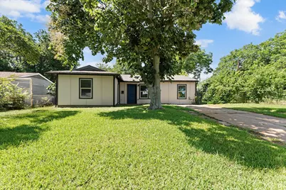 3806 Castle Hills Drive, Dallas, TX 75241 - Photo 4