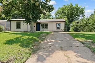 3806 Castle Hills Dr, Dallas, TX 75241 - Photo 2