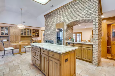 2006 Lake Country Drive, Arlington, TX 76012 - Photo 10