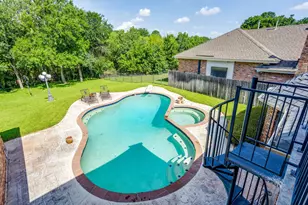 2006 Lake Country Dr, Arlington, TX 76012 - Photo 40