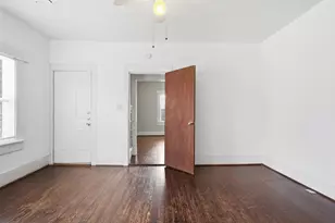 813 W Eighth St, Dallas, TX 75208 - Photo 4