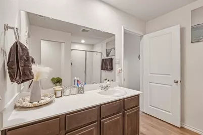1210 Grand View Drive, Ennis, TX 75119 - Photo 16