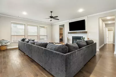 1218 Woodside Drive, Mansfield, TX 76063 - Photo 6